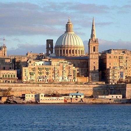 Perfect Location, Idyllic 2Br Apartment Sliema Exterior photo