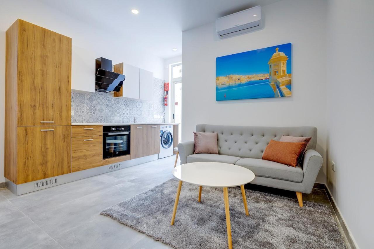 Perfect Location, Idyllic 2Br Apartment Sliema Exterior photo